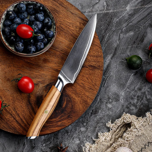 Cuțit Utilitar – Lamă VG-10, Mâner din Lemn de Măslin, Ideal pentru Filetare și Sarcini Generale în Bucătărie