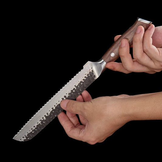 Cuțit de Pâine – Lamă Damasc VG-10 20cm, Finisaj Kurouchi, Mâner din Lemn de Nuc Premium